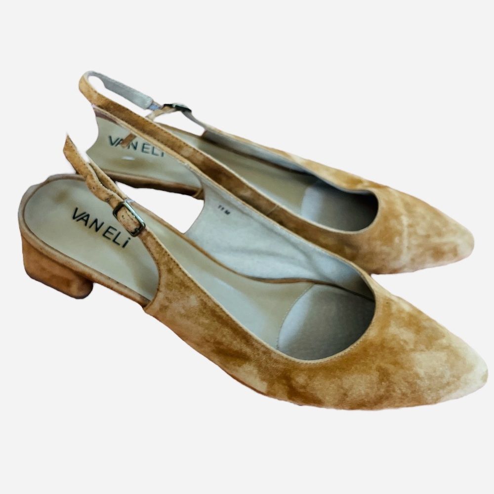 Van Eli Tan Suede Sling Back Heels Size 11 Tan Neutral Classic Low Comfort